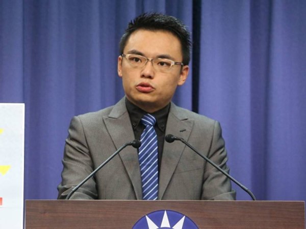 股票配资平台官网入口 选务部门公布新北五民代同意票门槛，洪孟楷要破10万票全台之最
